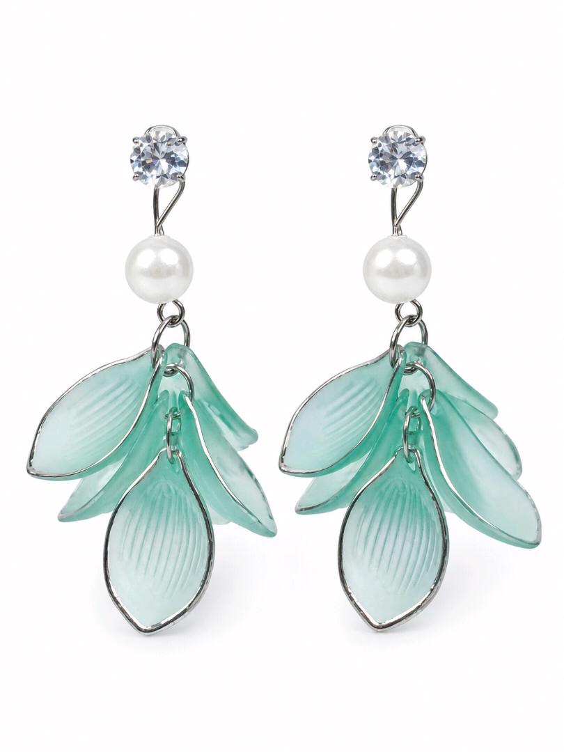Mint Pearl Petal Earrings