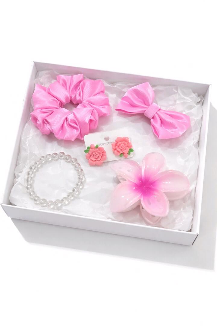 Pretty in Pink Floral & Hair Accessory Gift Box Set